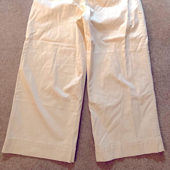 Gap Wide-leg Khakis size 4 - Picture 3 of 8
